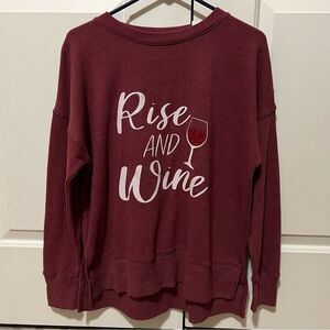 Time and Tru "Rise and Wine" Women's: M Maroon Long back/short front Sweater NWT